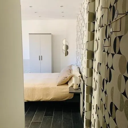 Casa Ega E La Rotonda: Bellissimi Monovani Nel Cuore Di Apartment Catania