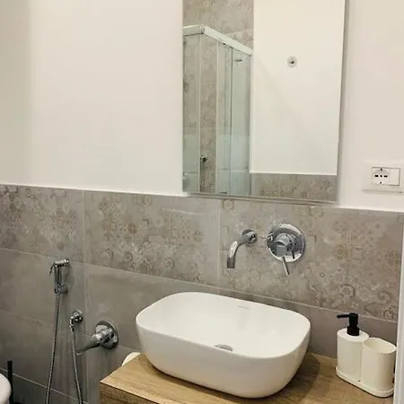 Casa Ega E La Rotonda: Bellissimi Monovani Nel Cuore Di Apartment Catania