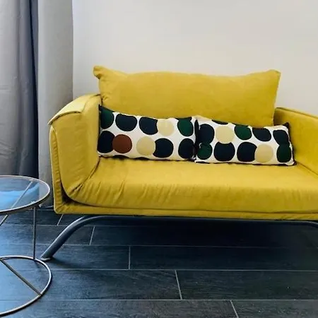 Apartment Casa Ega E La Rotonda: Bellissimi Monovani Nel Cuore Di
