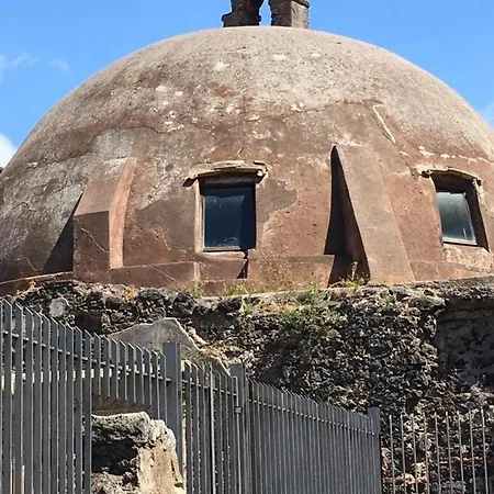Casa Ega E La Rotonda: Bellissimi Monovani Nel Cuore Di Apartment Catania